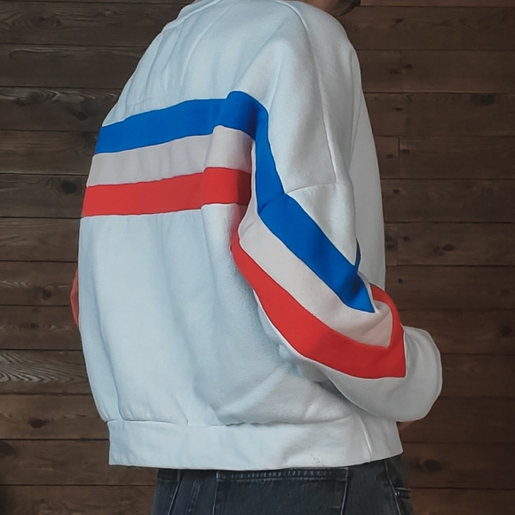 Striped White Red Blue Slightly Cropped Sweater - Picture 2 of 9